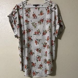 WOMEN'S COMFY BLOUSE